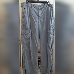 American Eagle Outfitters Light Gray Women's Cargo Pants